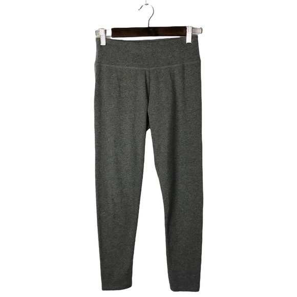 Aerie Gray Chill Play Move Athletic Leggings M Short - Picture 1 of 4